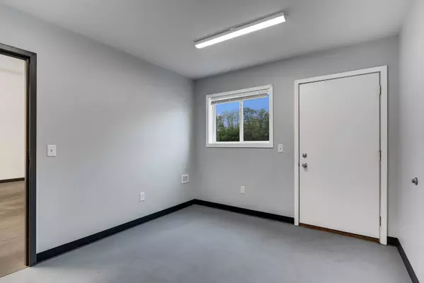 1638 La Crescent St Unit SUITE D, Campbell, WI 54603