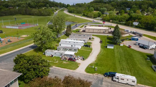 813 Chatfield Ave NW, Preston, MN 55965