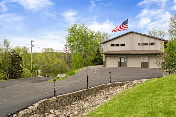 5000 County 21 -, Hokah, MN 55947