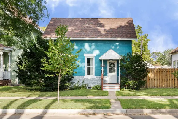 1023 8th St S, La Crosse, WI 54601