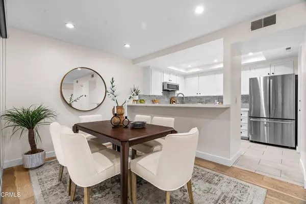 100 Hurlbut ST #9, Pasadena, CA 91105