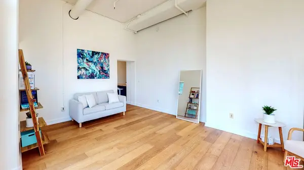 645 W 9th St #720, Los Angeles, CA 90015
