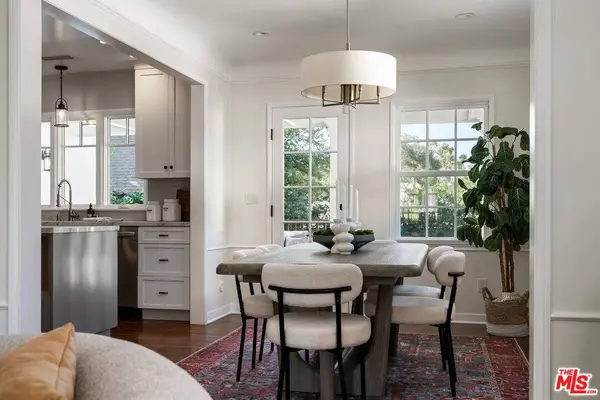 2344 Paloma St, Pasadena, CA 91104