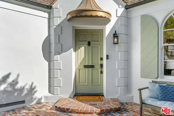 2344 Paloma St, Pasadena, CA 91104
