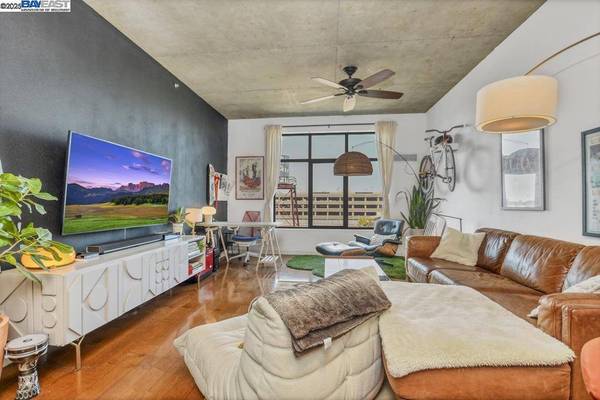 288 3Rd St #612, Oakland, CA 94607