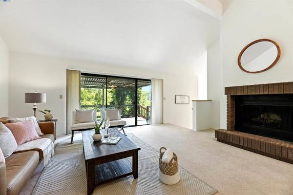 646 Bella Vista Ct, Fremont, CA 94539