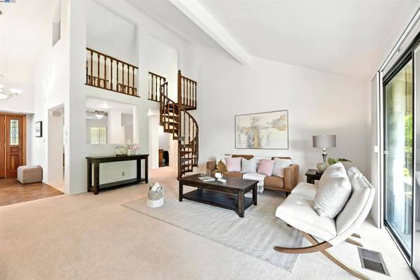 646 Bella Vista Ct, Fremont, CA 94539