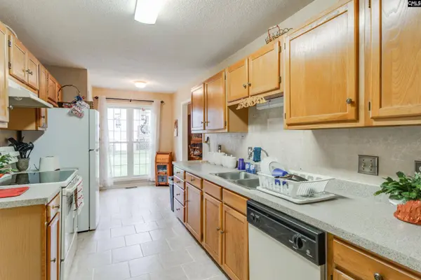140 Charles Towne Court, Columbia, SC 29209-3069
