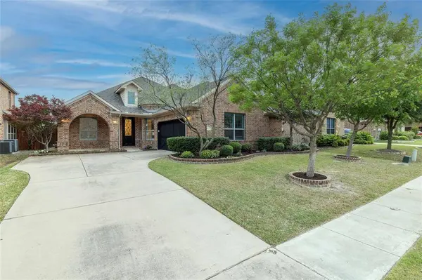 544 Royal Glade Drive, Keller, TX 76248