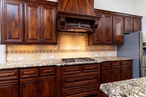 544 Royal Glade Drive, Keller, TX 76248