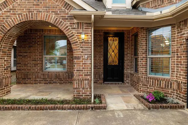 544 Royal Glade Drive, Keller, TX 76248