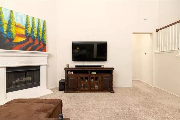 9801 Sinclair Street, Fort Worth, TX 76244