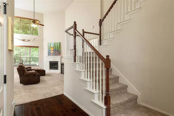 9801 Sinclair Street, Fort Worth, TX 76244