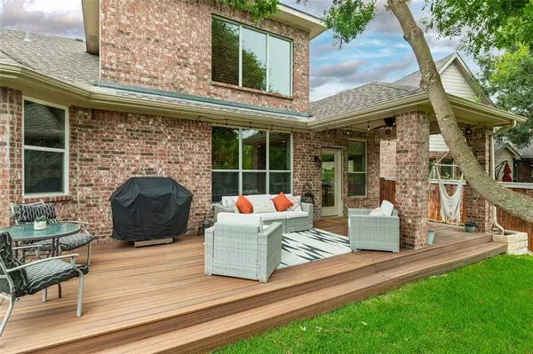 9801 Sinclair Street, Fort Worth, TX 76244