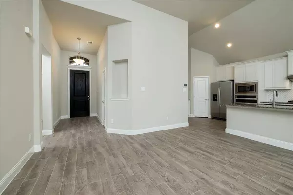 4816 Dewy Rose Lane, Fort Worth, TX 76244