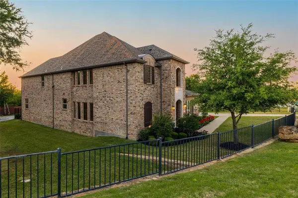 1612 Emerald Knoll Court, Keller, TX 76248