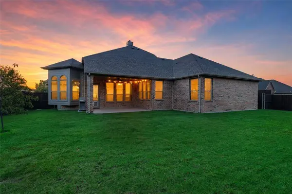 1917 Sterling Trace Drive, Keller, TX 76248