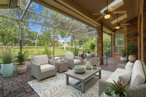 299 Wedgewood DR, Montgomery, TX 77356