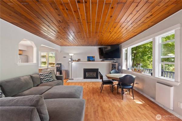 1768 Emerald Lake WAY, Bellingham, WA 98226