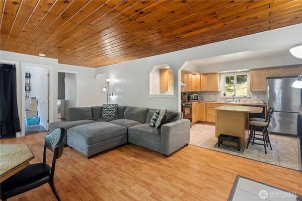 1768 Emerald Lake WAY, Bellingham, WA 98226