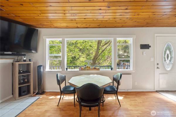 1768 Emerald Lake WAY, Bellingham, WA 98226