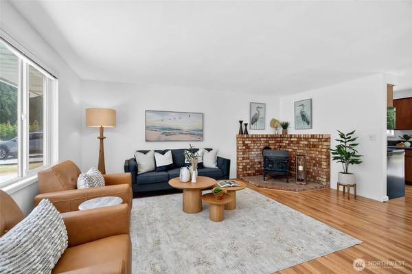 4012 Commercial AVE, Anacortes, WA 98221