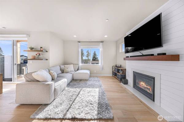 6742 43rd ST NE, Marysville, WA 98270