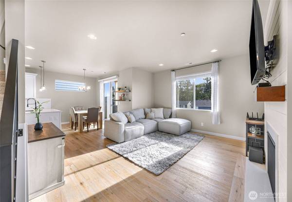 6742 43rd ST NE, Marysville, WA 98270