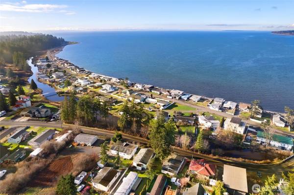 7417 Jackson RD, Blaine, WA 98230