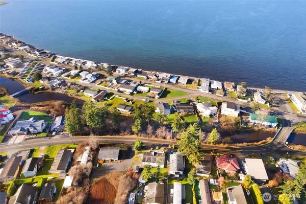 7417 Jackson RD, Blaine, WA 98230