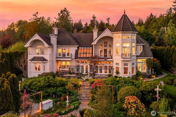 8480 Thompson Beach RD, Anacortes, WA 98221