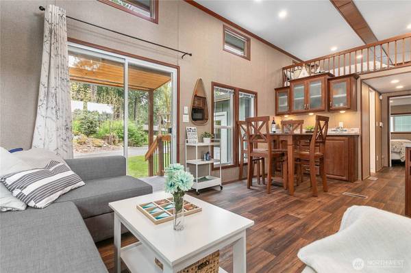 990 S Lake Whatcom BLVD #9, Sedro Woolley, WA 98284