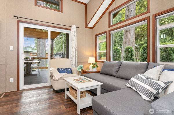 990 S Lake Whatcom BLVD #9, Sedro Woolley, WA 98284