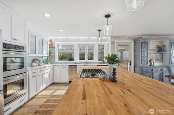 4157 Sucia DR, Ferndale, WA 98248