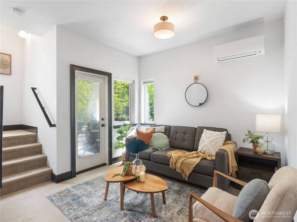 2019 Cornwall AVE, Bellingham, WA 98225