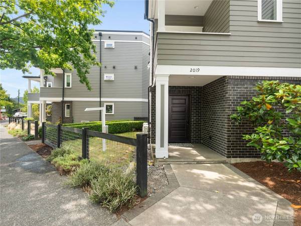 2019 Cornwall AVE, Bellingham, WA 98225