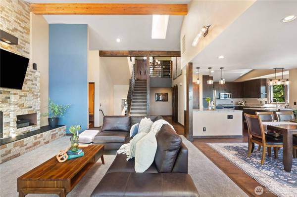 4815 Academy ST, Bellingham, WA 98226