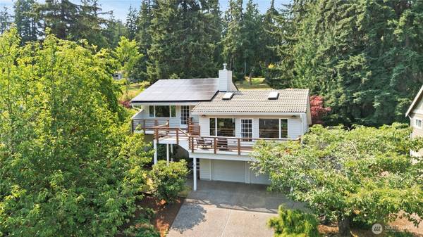 7 Bogey LN, Bellingham, WA 98229