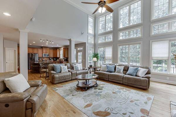 1718 Autumn Sage DR, Dacula, GA 30019