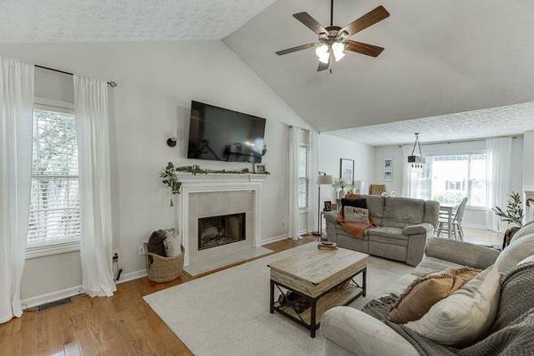 3980 Piper Glen DR, Buford, GA 30519