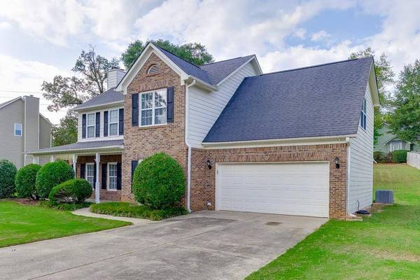 4212 Gold Springs LN, Hoschton, GA 30548