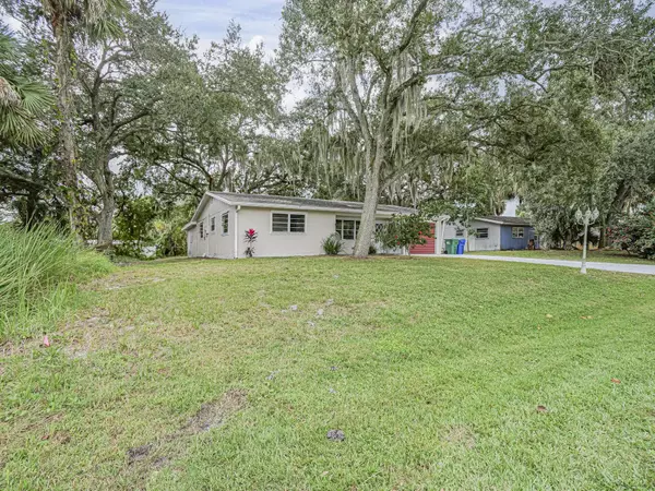 612 Bayharbor TER, Sebastian, FL 32958