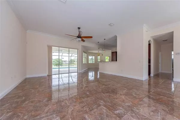1578 Eagles CIR, Sebastian, FL 32958