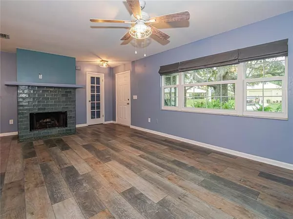 426 Tulip DR, Sebastian, FL 32958