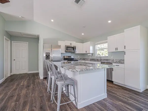 756 SW 18th Pl PL SW, Vero Beach, FL 32962