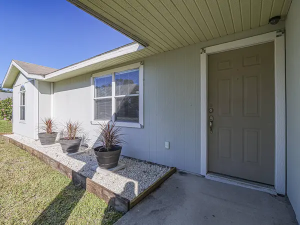 756 SW 18th Pl PL SW, Vero Beach, FL 32962