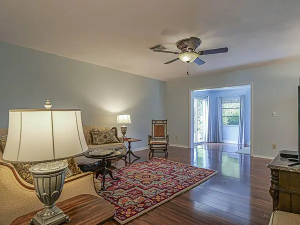 425 Banyan ST, Sebastian, FL 32958