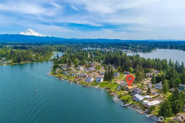 4726 N Island DR E, Bonney Lake, WA 98391