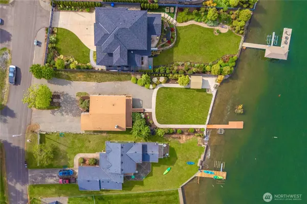 4726 N Island DR E, Bonney Lake, WA 98391