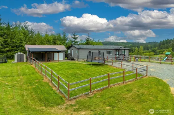 882 Independence RD, Rochester, WA 98579